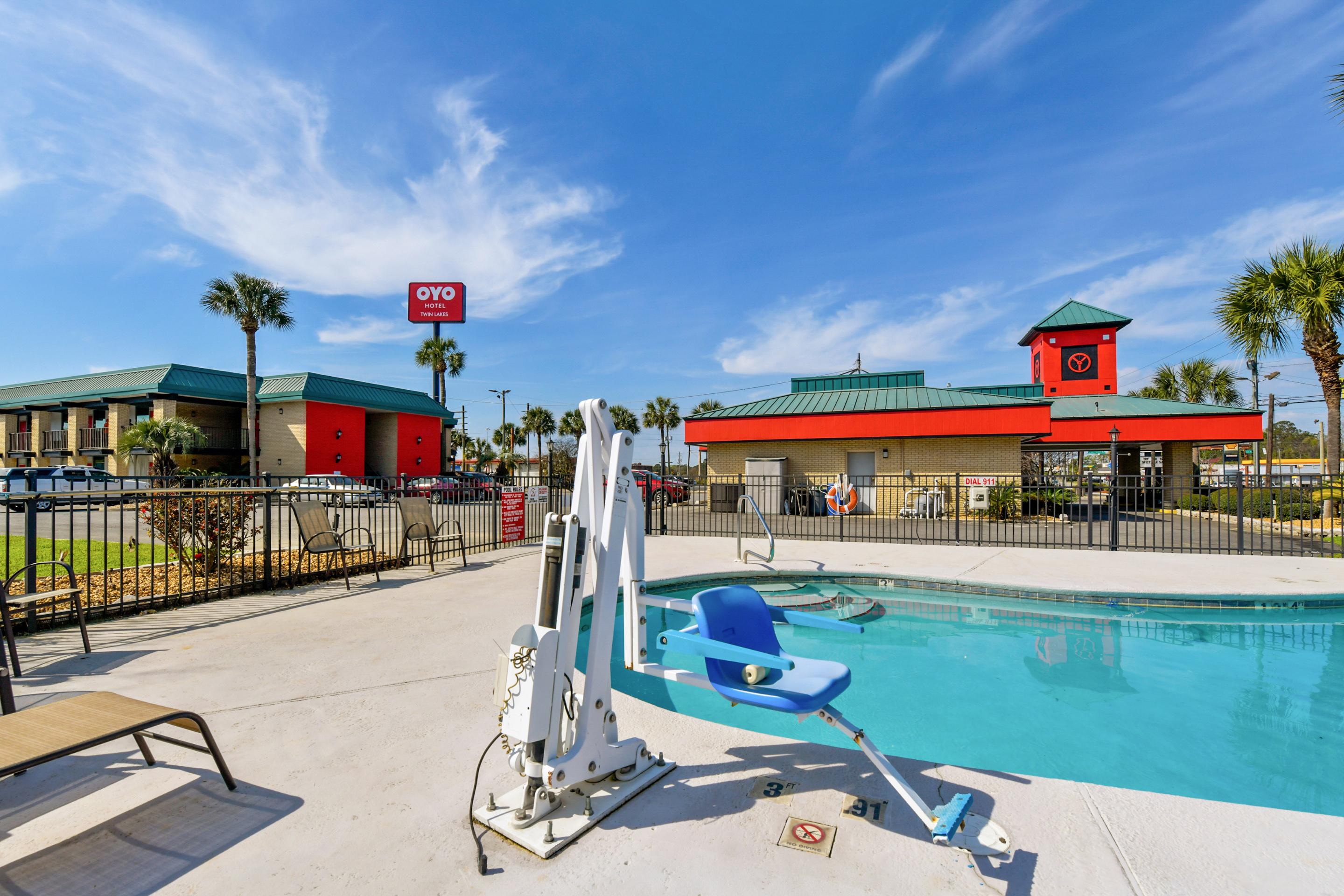 Oyo Hotel Lake Park - Valdosta Area Eksteriør bilde