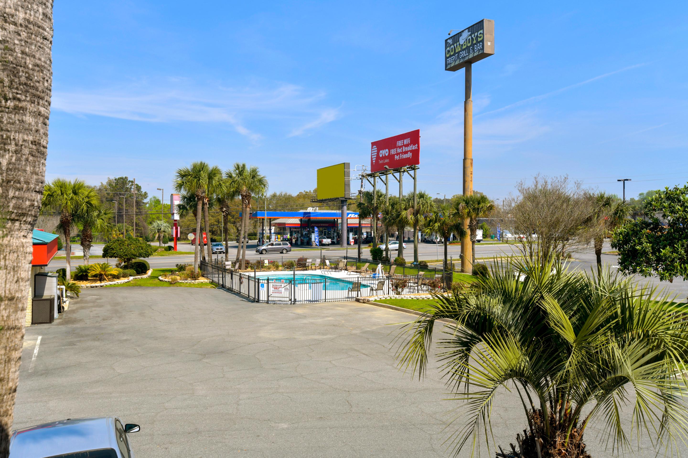 Oyo Hotel Lake Park - Valdosta Area Eksteriør bilde