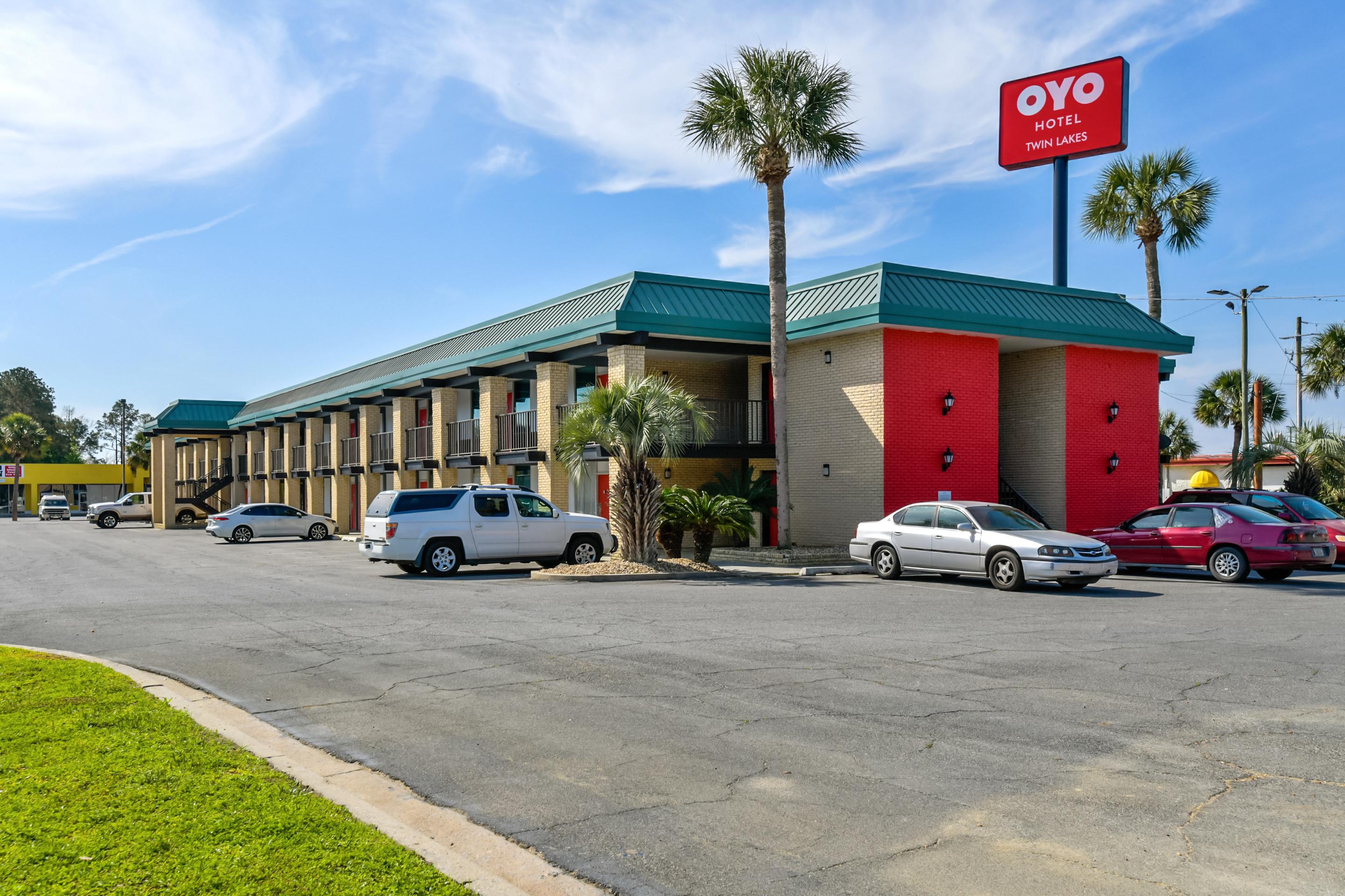 Oyo Hotel Lake Park - Valdosta Area Eksteriør bilde