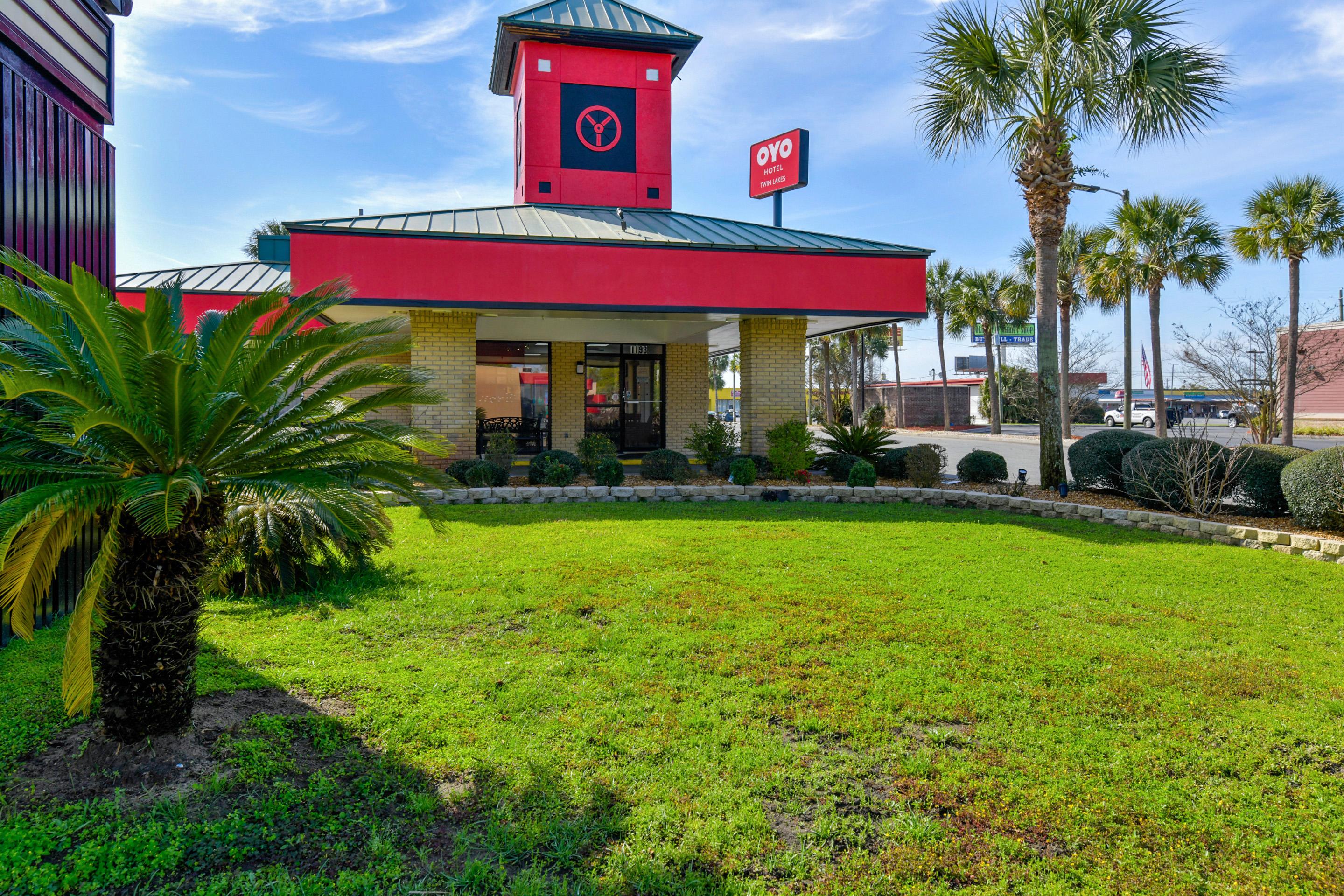 Oyo Hotel Lake Park - Valdosta Area Eksteriør bilde