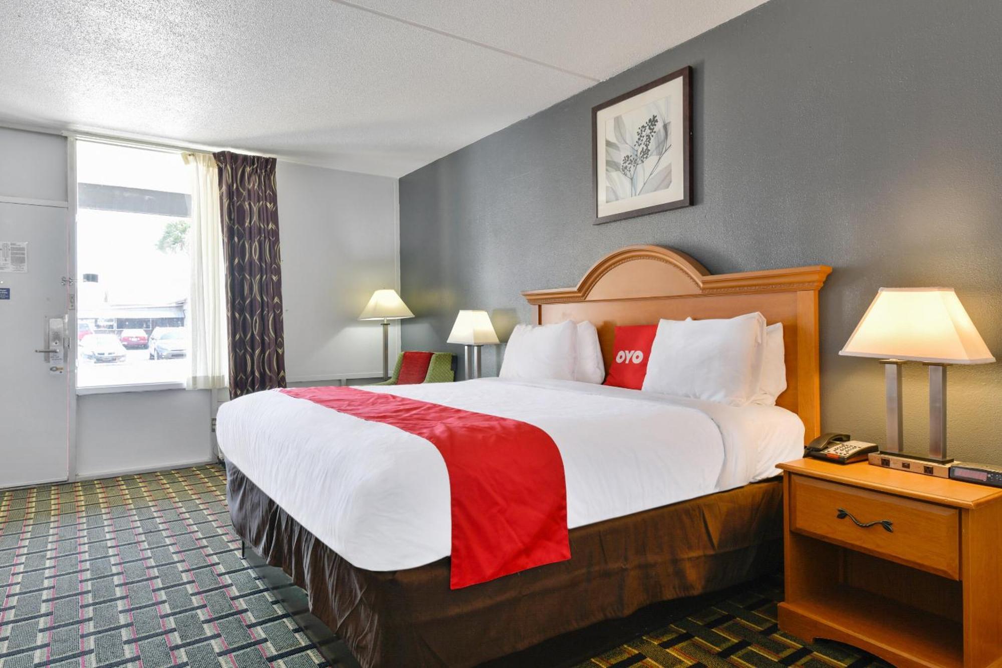 Oyo Hotel Lake Park - Valdosta Area Eksteriør bilde